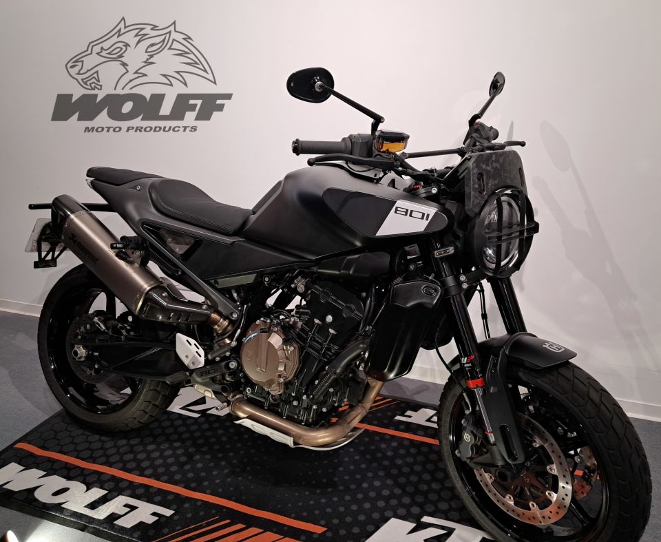 HUSQVARNA SVARTPILEN 801 4