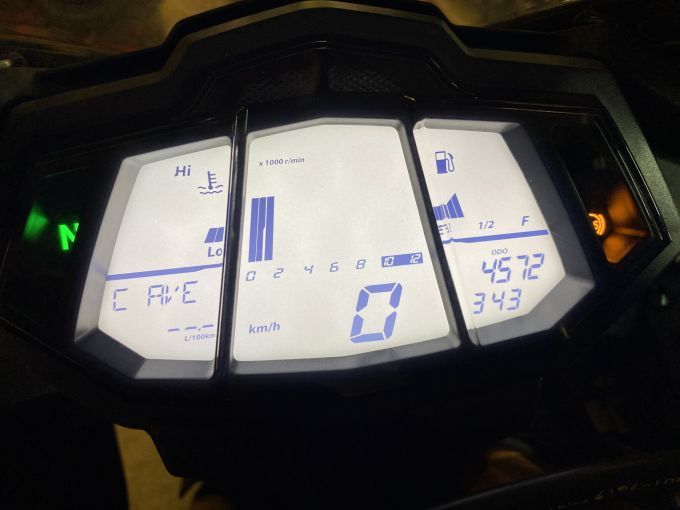 YAMAHA YZF-R 125 4