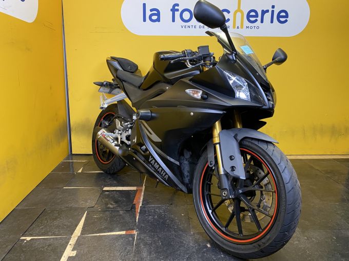 YAMAHA YZF-R 125 4