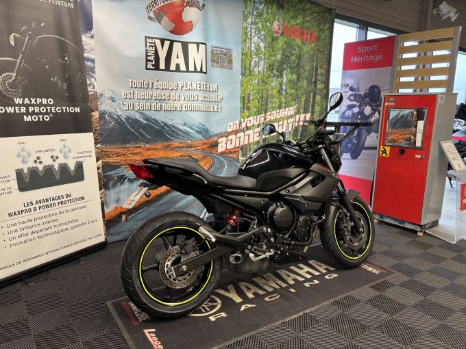 YAMAHA XJ6 (47.5CV) 4