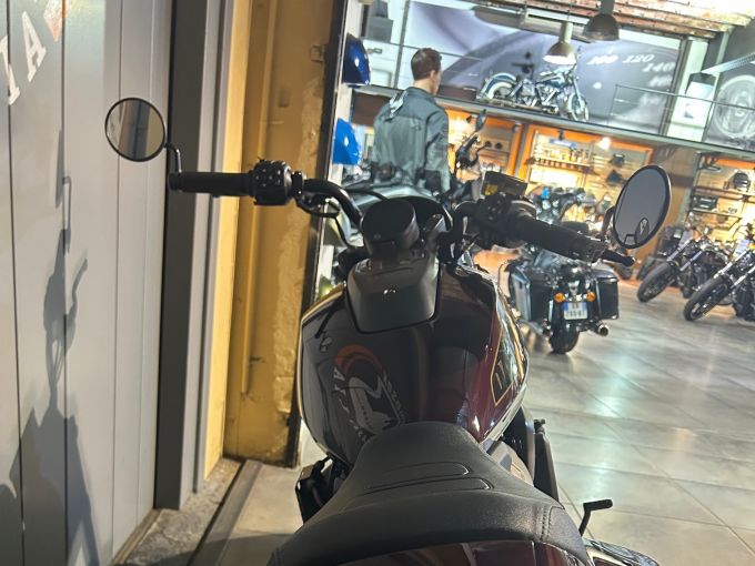 HARLEY-DAVIDSON SPORTSTER 1250 S 4