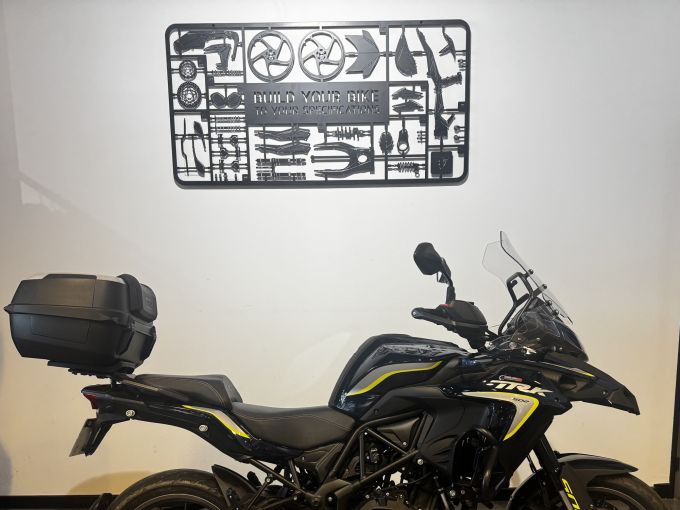 BENELLI TRK 502 4