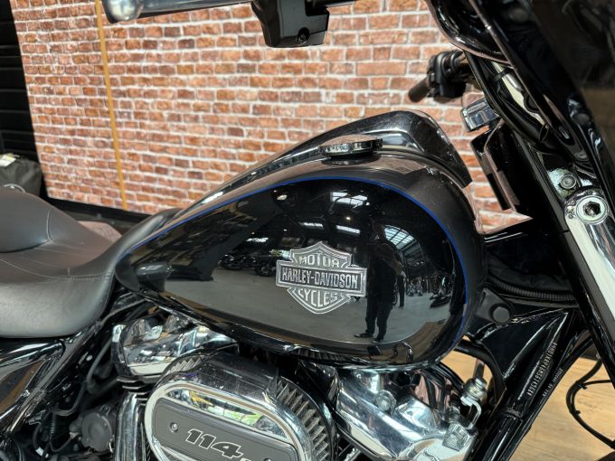 HARLEY-DAVIDSON TOURING STREET GLIDE 1868 SPECIAL 4