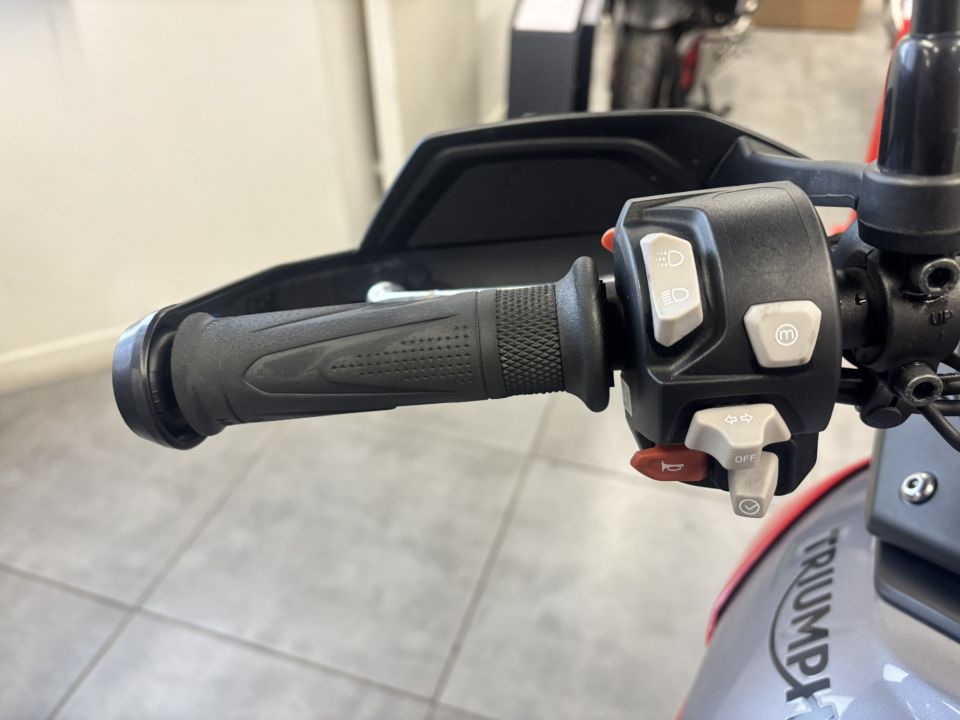 TRIUMPH TIGER 850 SPORT 4