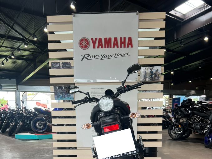 YAMAHA XSR 900 4
