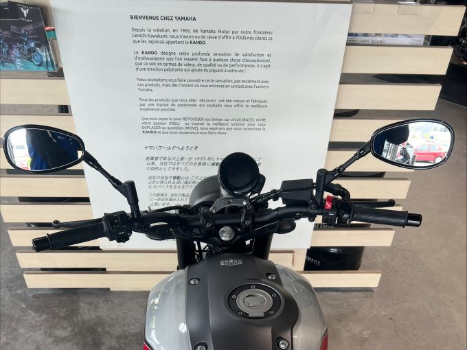 YAMAHA XSR 900 4