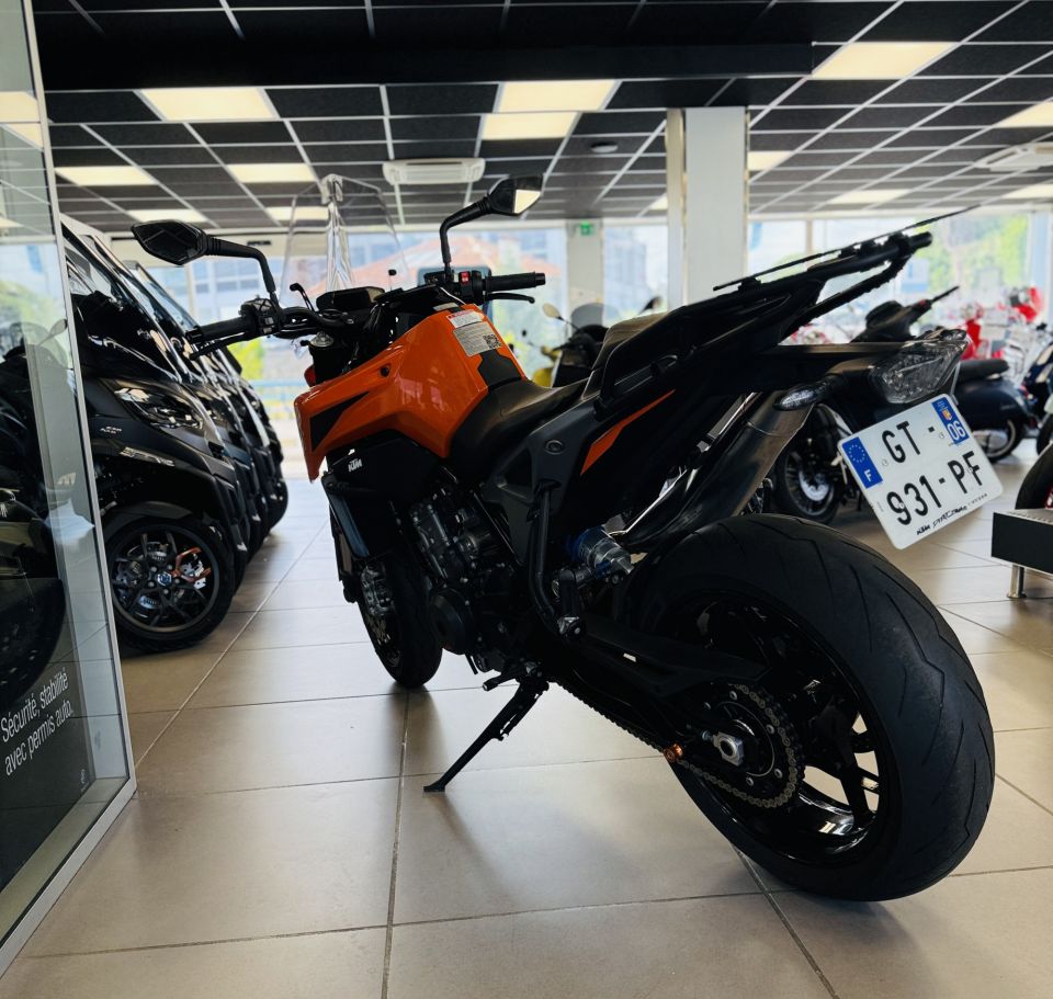 KTM 790 DUKE L 4