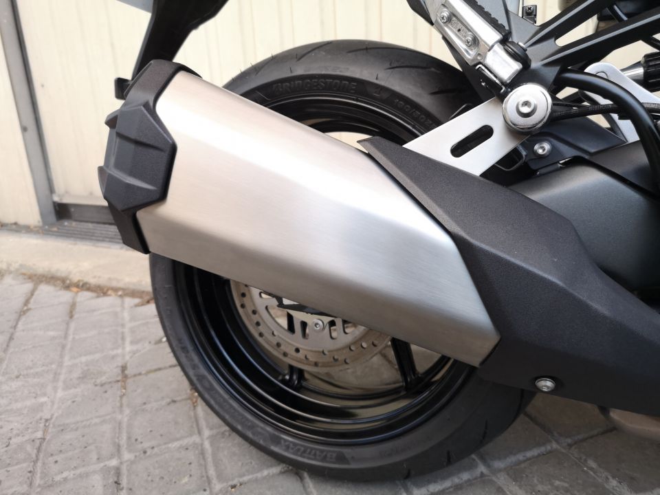 KAWASAKI NINJA 1100 SX SE 4