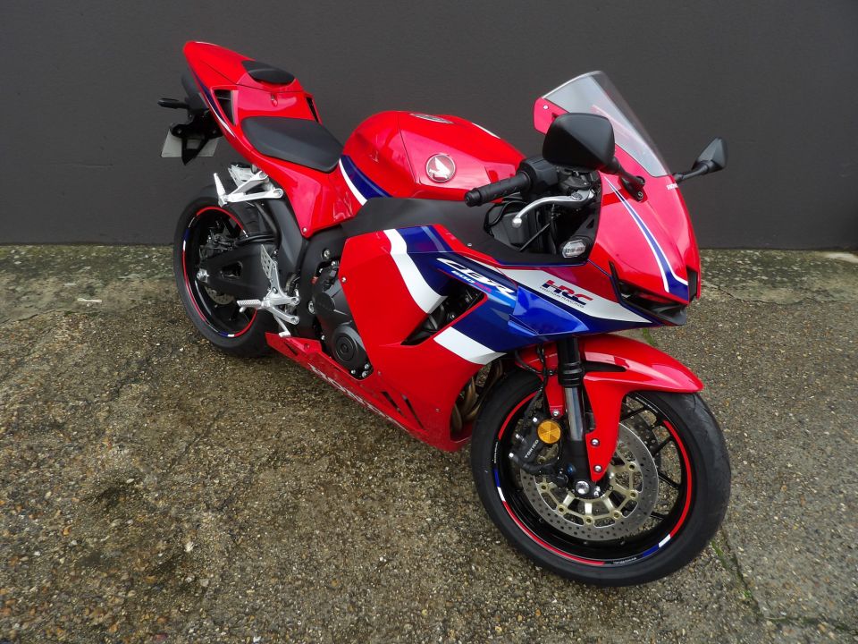 HONDA CBR 600 RR 4