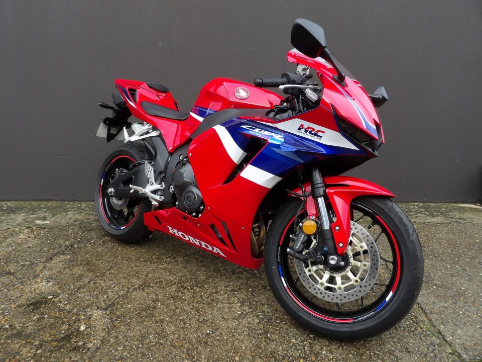 HONDA CBR 600 RR 4