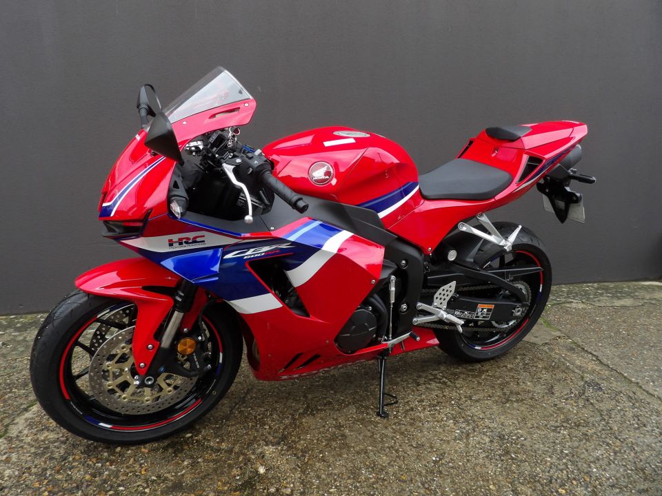 HONDA CBR 600 RR 4