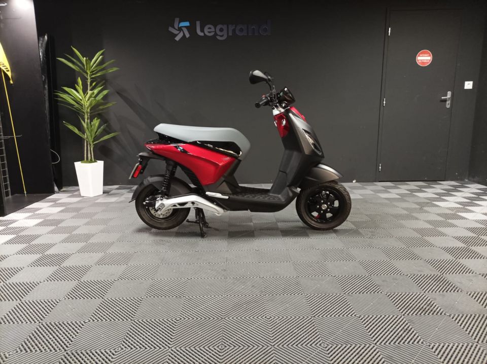 PIAGGIO 1 + 4
