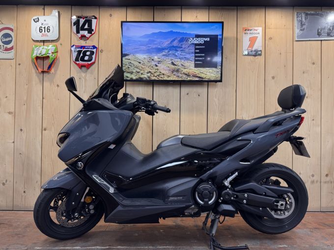 YAMAHA XP T-MAX 560 TECH MAX 4