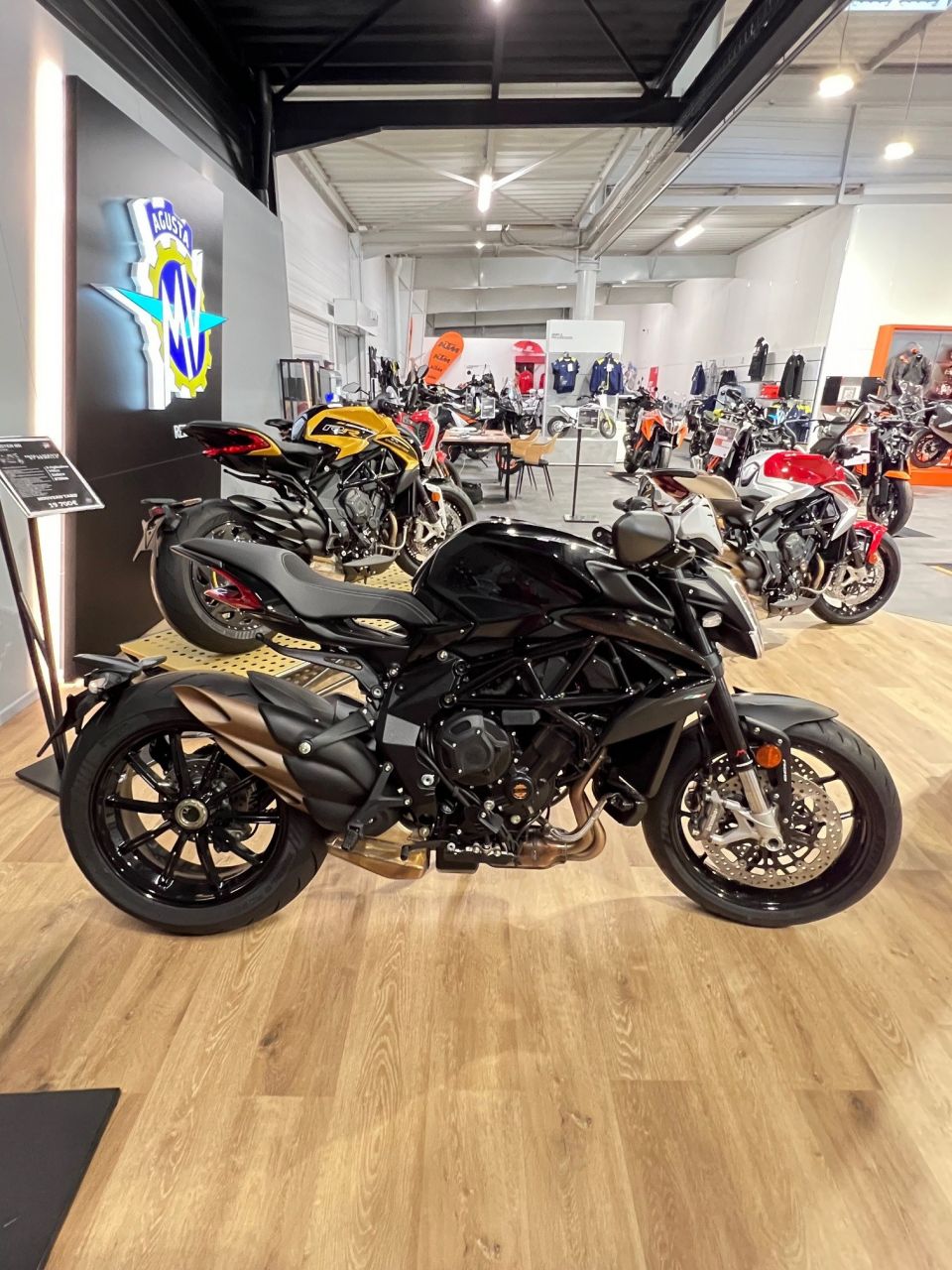 MV AGUSTA DRAGSTER 4