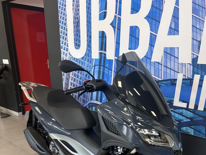 PIAGGIO MP3 310 HPE 4