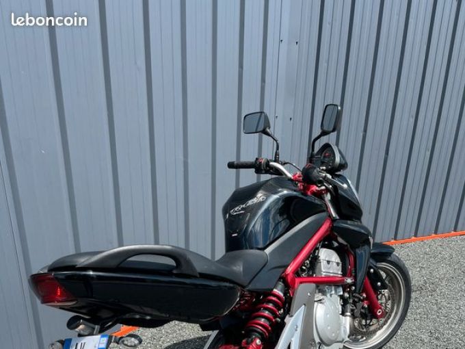 KAWASAKI ER-6 4