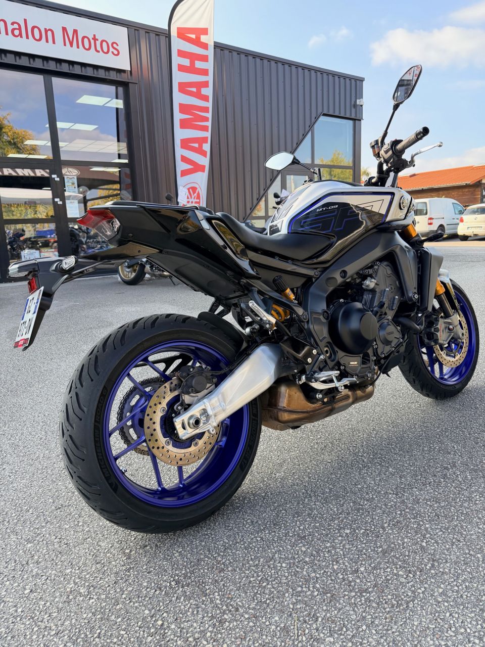 YAMAHA MT-09 SP 4