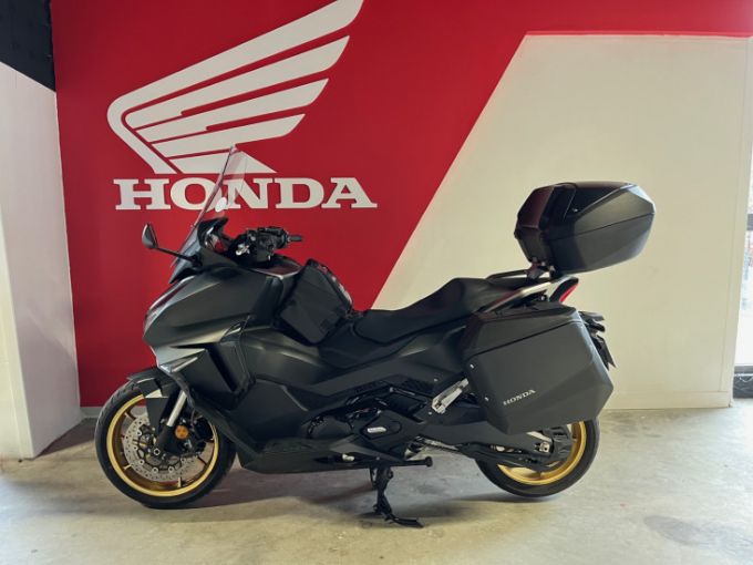 HONDA NSS FORZA 750 4