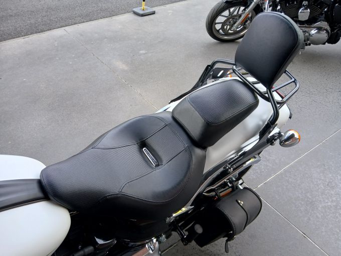 HARLEY-DAVIDSON SOFTAIL BREAKOUT 1690 4