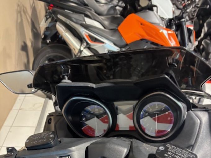 YAMAHA XP T-MAX 560 TECH MAX 4