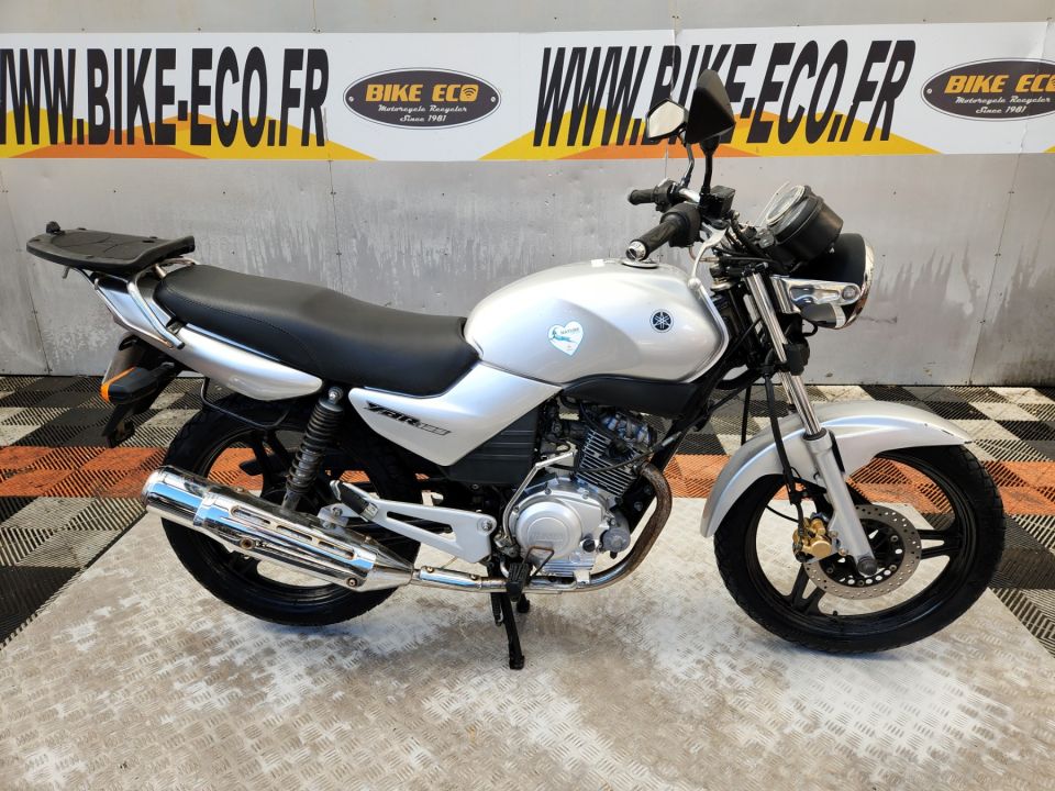 YAMAHA YBR 125 4