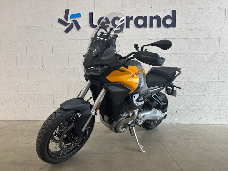 MOTO GUZZI STELVIO 1100 4