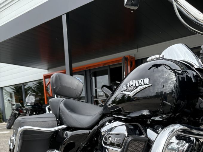 HARLEY-DAVIDSON TOURING ROAD KING 1745 4