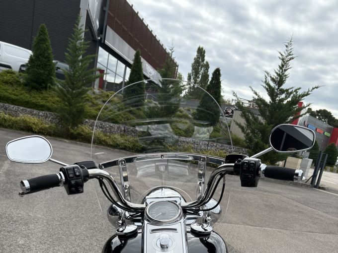 HARLEY-DAVIDSON TOURING ROAD KING 1745 4