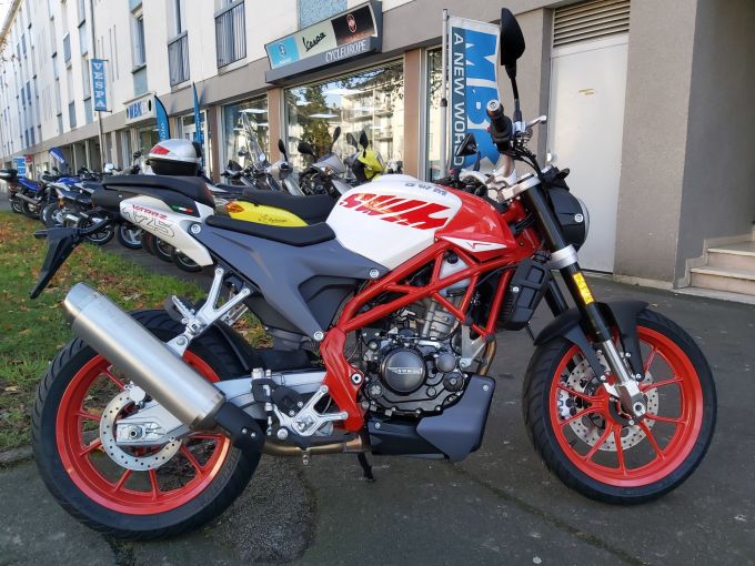 SWM VAREZ 125 ABS 4