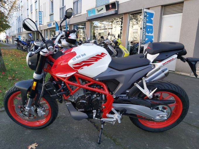 SWM VAREZ 125 ABS 4