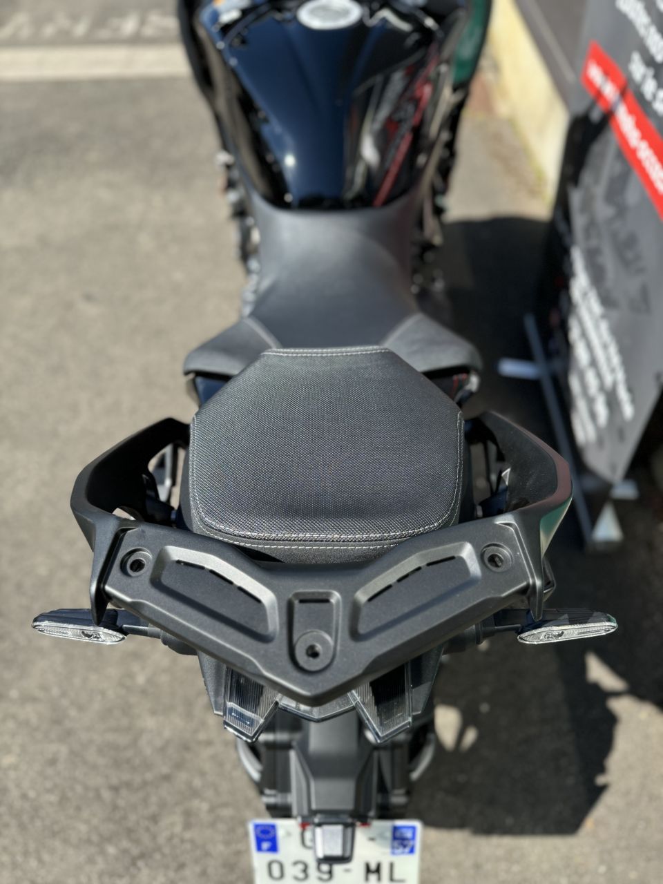 YAMAHA NIKEN 850 GT 4