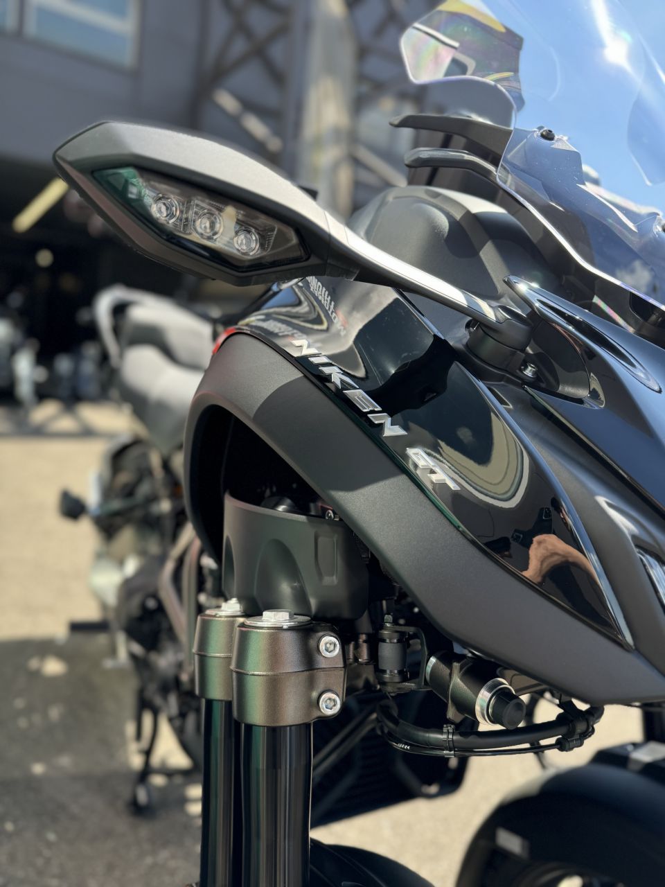 YAMAHA NIKEN 850 GT 4