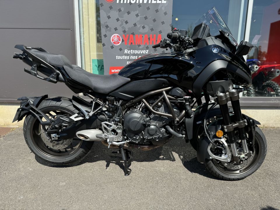 YAMAHA NIKEN 850 GT 4