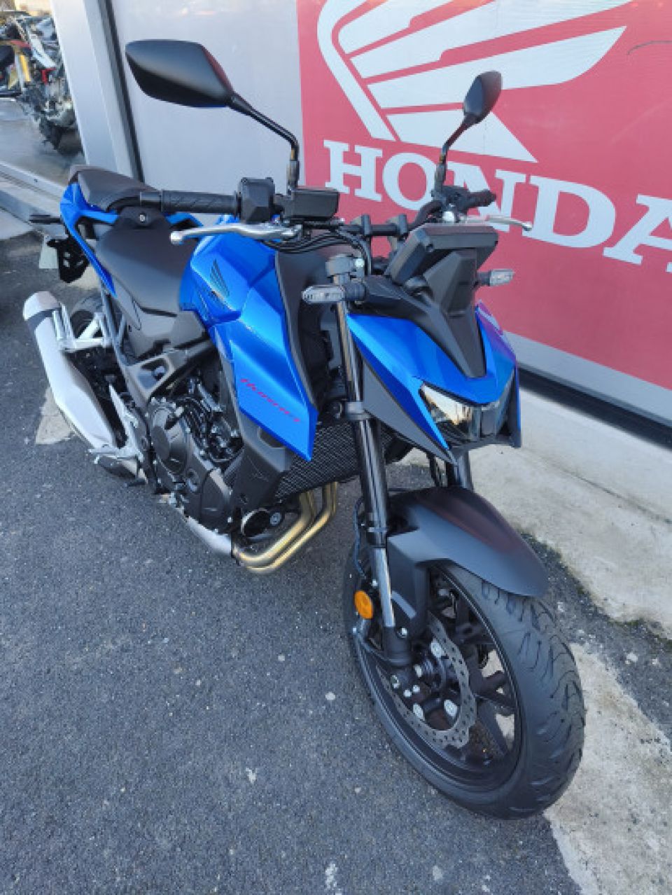 HONDA CB 750 HORNET 4