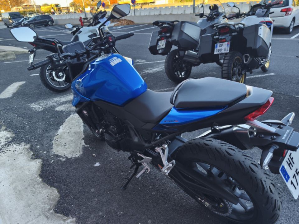 HONDA CB 750 HORNET 4