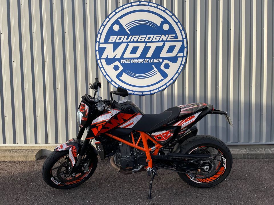 KTM 690 DUKE R 4