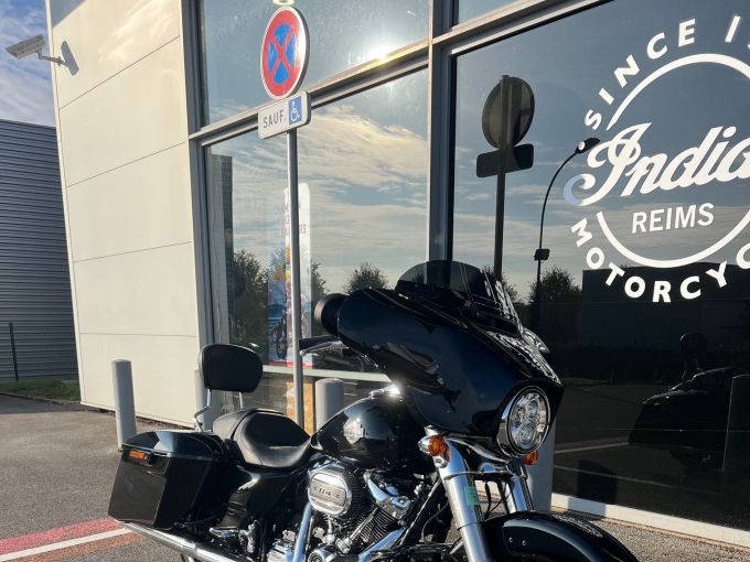 HARLEY-DAVIDSON TOURING STREET GLIDE 1868 S 4