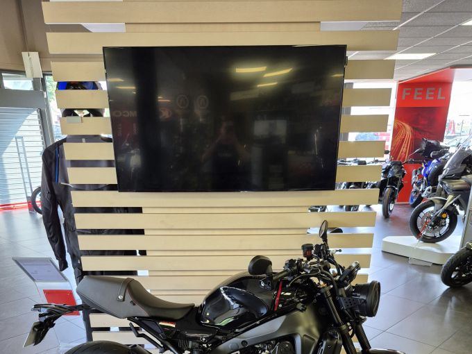 YAMAHA XSR 900 4