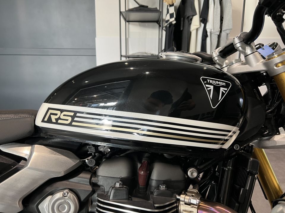 TRIUMPH SPEED TWIN 1200 4