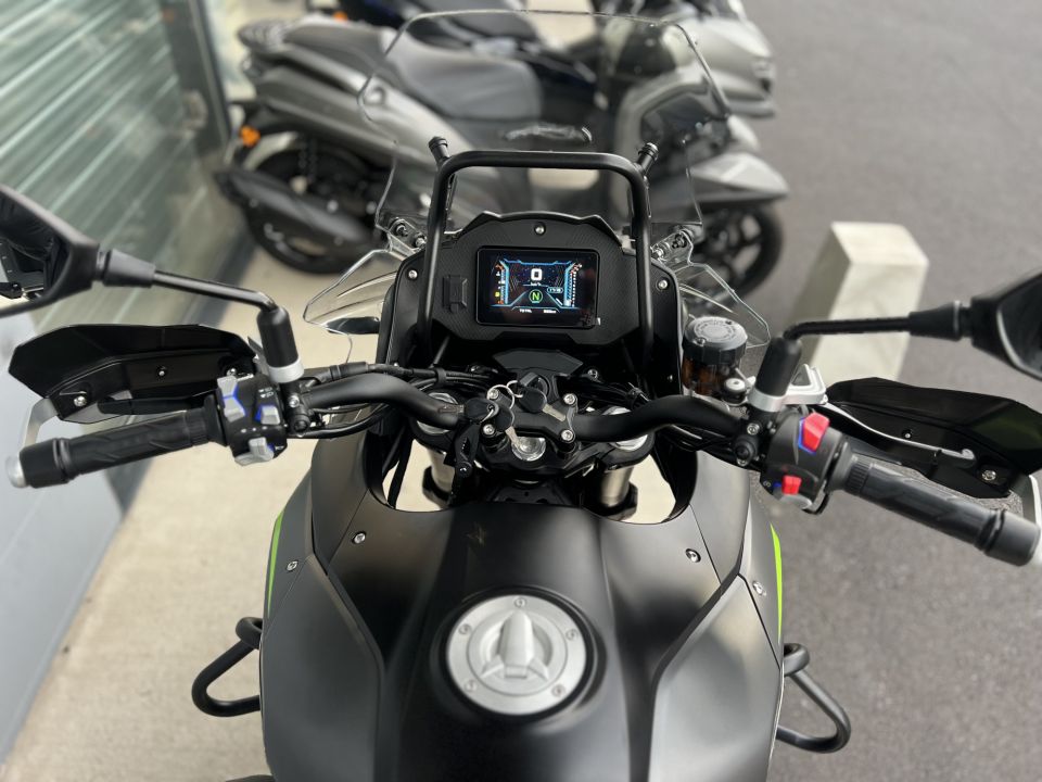 QJ MOTOR SRT 700 X TOURING 4