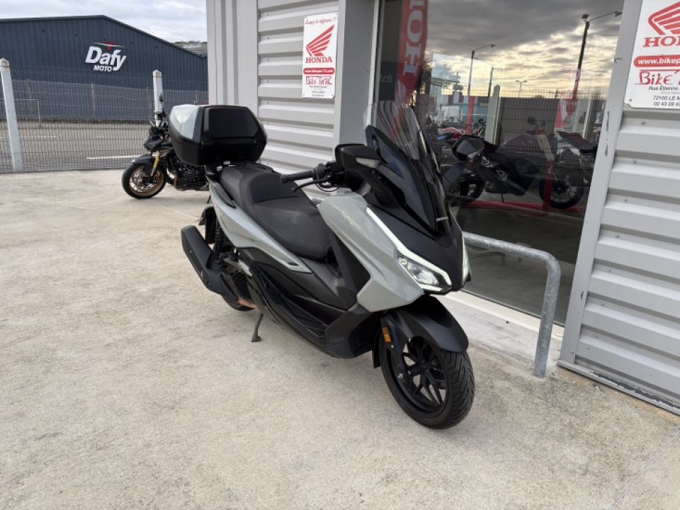 HONDA FORZA 125 ABS 4