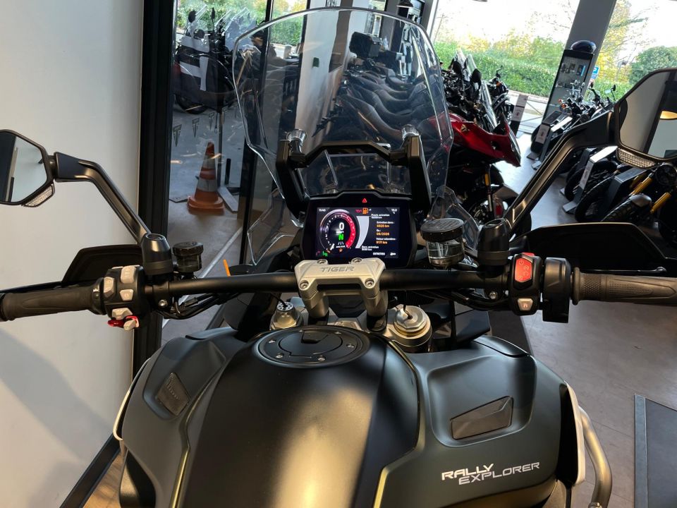 TRIUMPH TIGER 1200 RALLY EXPLORER 4