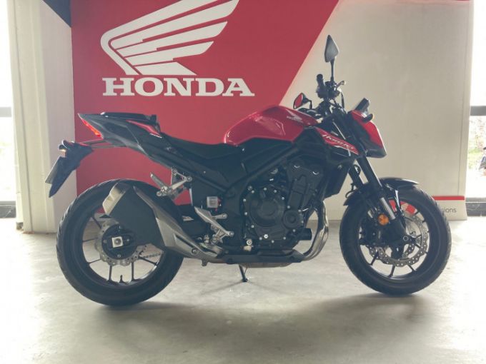 HONDA CB 500 Hornet 4
