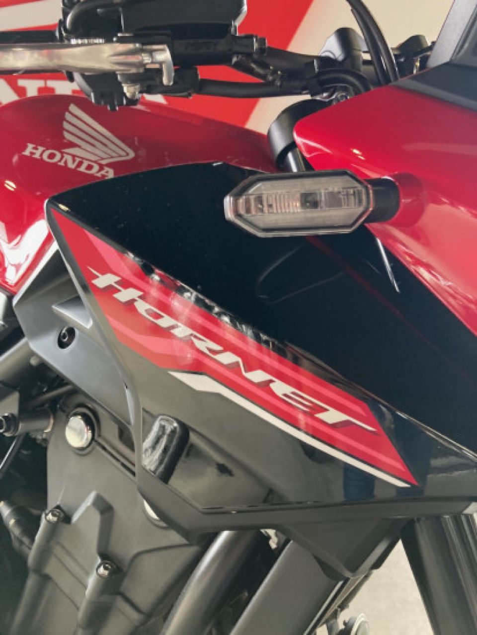 HONDA CB 500 Hornet 4