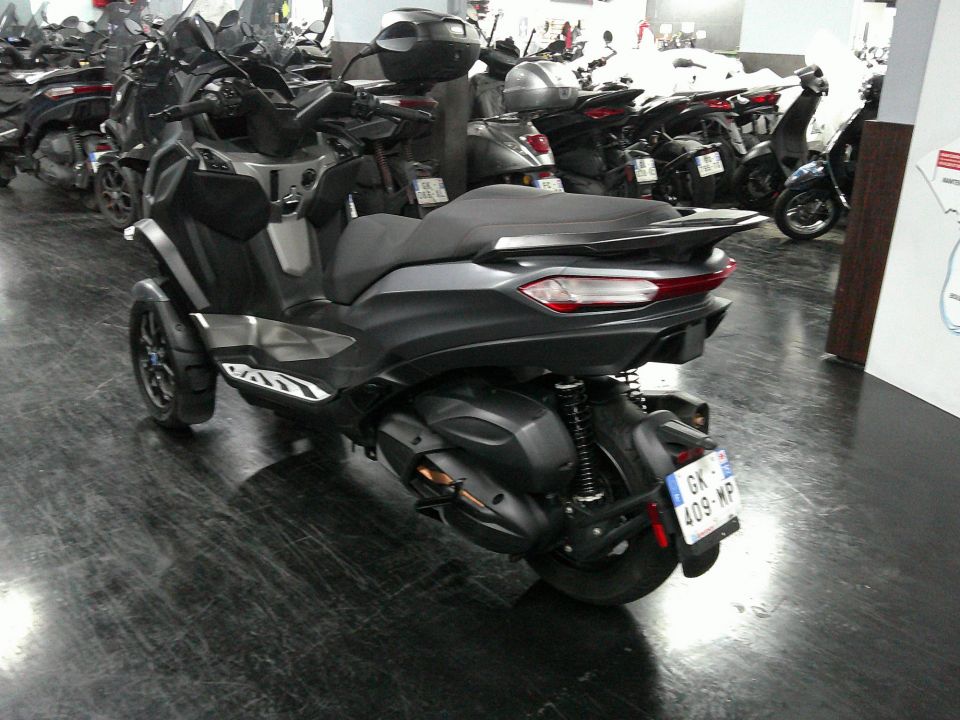 PIAGGIO MP3 530 HPE EXCLUSIVE 4