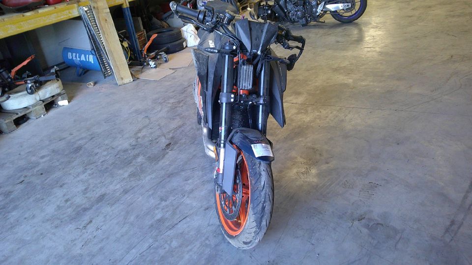 KTM 1290 SUPER DUKE R 4