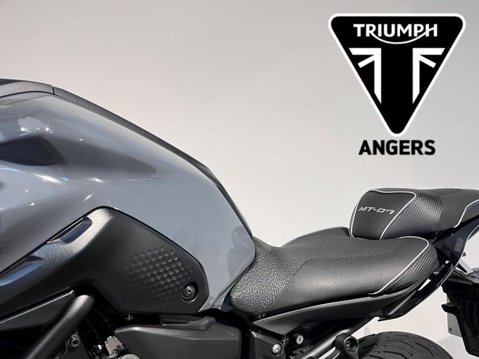 YAMAHA MT-07 (47.5CV) 4