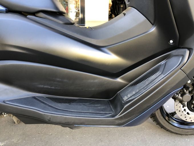 YAMAHA NMAX 125 4