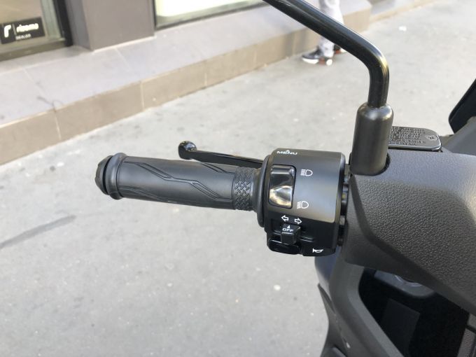 YAMAHA NMAX 125 4