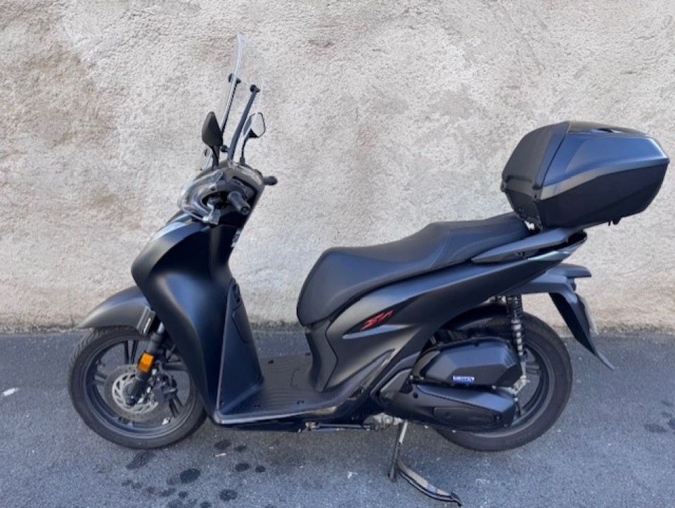 HONDA SH 125 T-BOX 4